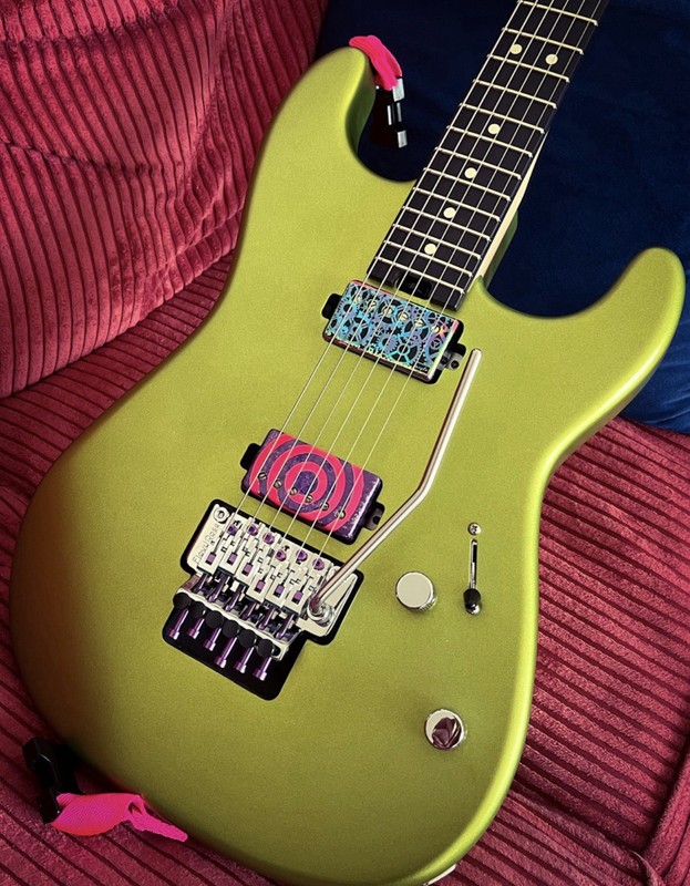 Charvel Pro Mod San Dimas Lime HH FR FU-Tone Seymour Duncan Unique upgrades