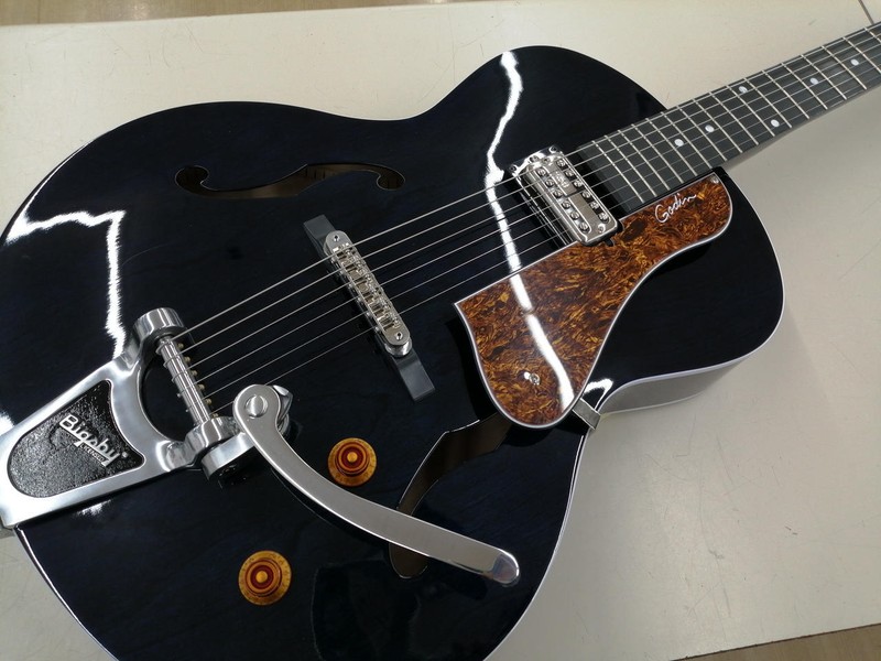 Godin 5th Avenue Nightclub Electric Guitar
