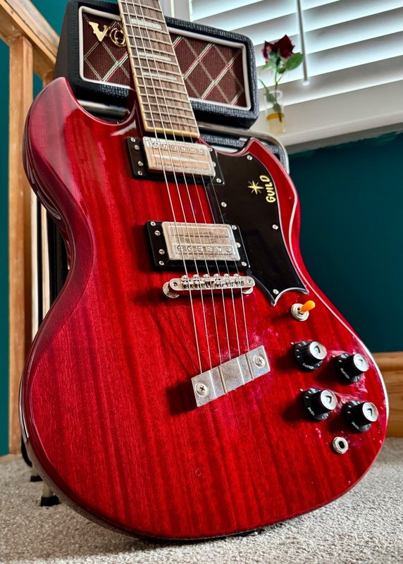 2015 Guild S-100 Cherry Finish Electric Guitar