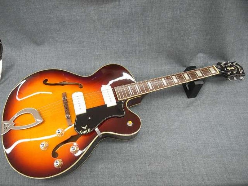 GUILD X-175 Hollow Body Electric Guitar