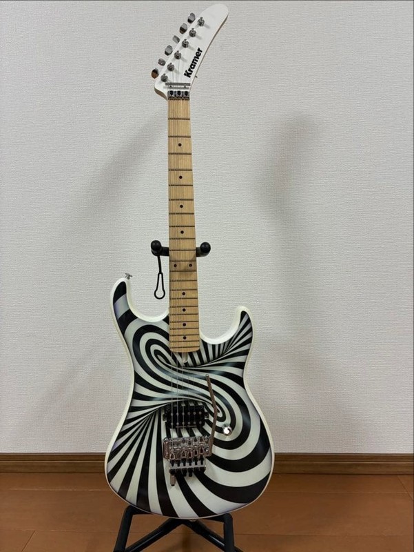 KRAMER The ’84 Black & White Swirl Excellent Condition