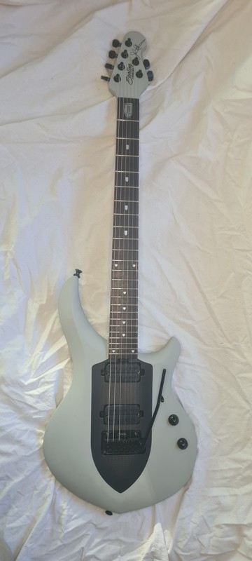 Sterling by Musicman John Petrucci Majesty Maj100 Chalk Grey