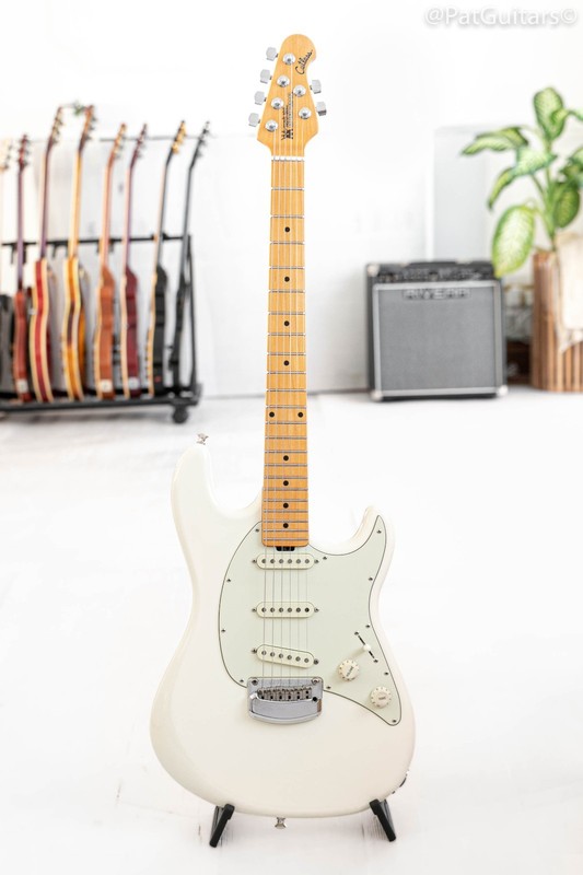 2016 Ernie Ball Music Man Cutlass SSS in Ivory White 7.3lbs