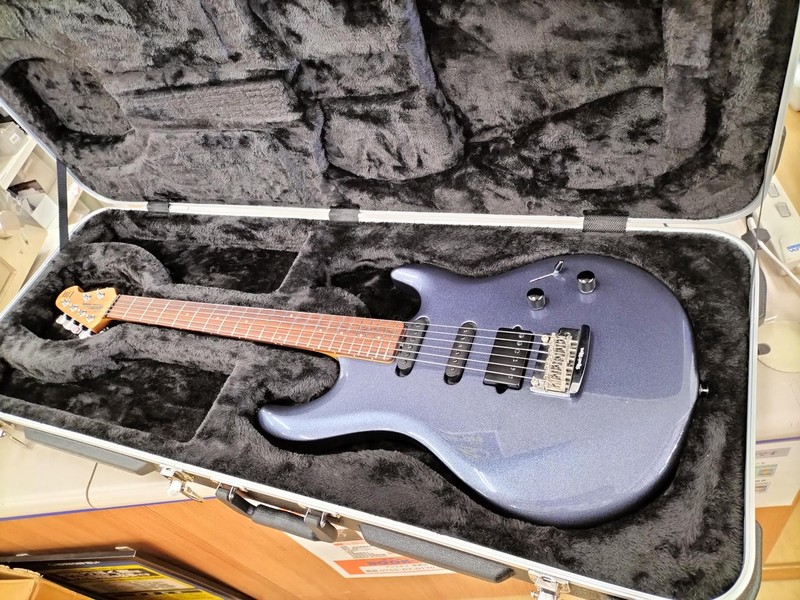 MUSICMAN LUKE3 Electric Guitar