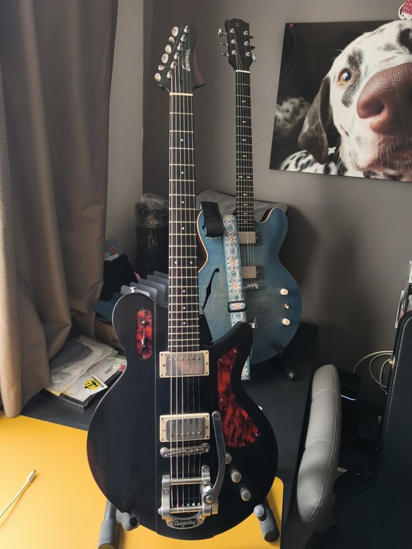 Eastman Juliet V Bigsby Electric Guitar Bareknuckle Old Guards