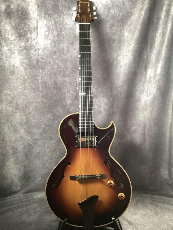 Eastman AR-145F/SB Hollow Body Guitar Spruce Maple Sunburst