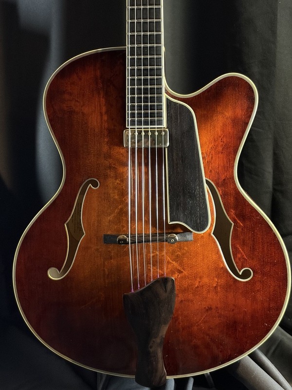 Eastman AR810 (2008) (no260703)