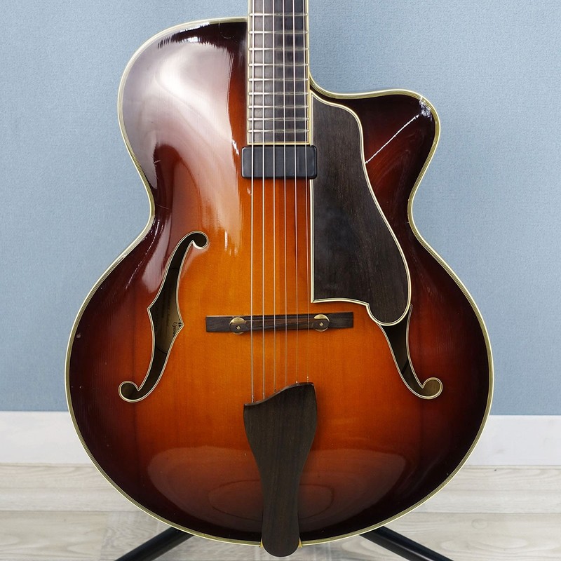 Eastman AR-805CE Sunburst Archtop Hollow Body