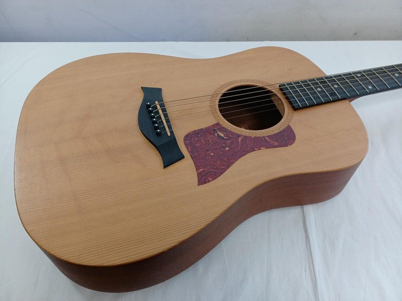 TAYLOR Junk Acoustic Guitar BIG BABY Used