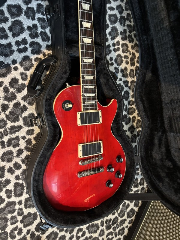 Gibson Les Paul Classic 2021 translucent cherry USA Zakk Wylde EMG 81 85 pickups