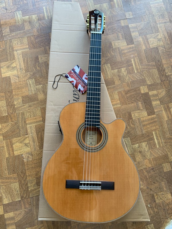 Tanglewood, Enredo Madera EMDC7, Electro Acoustic, Thinline classical Guitar