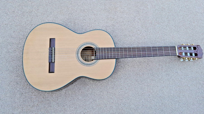 very rare, Tanglewood guitar TC-3000-never put into full production