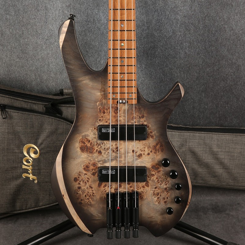 Cort Space 4-Star Dust Black-2nd Hand