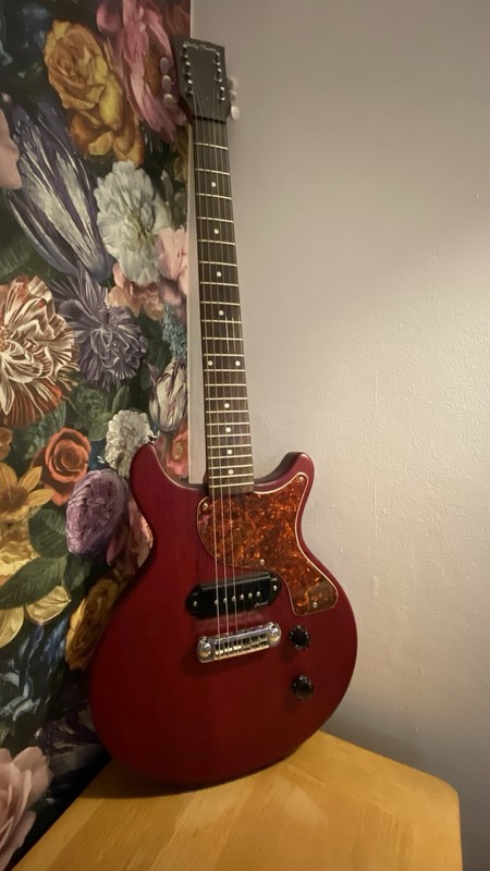 Harley Benton DC Junior Electric Guitar Fat Faded Cherry