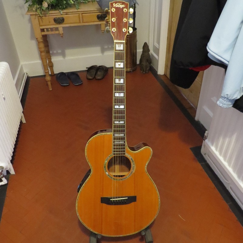 Vintage acoustic electric guitars used
