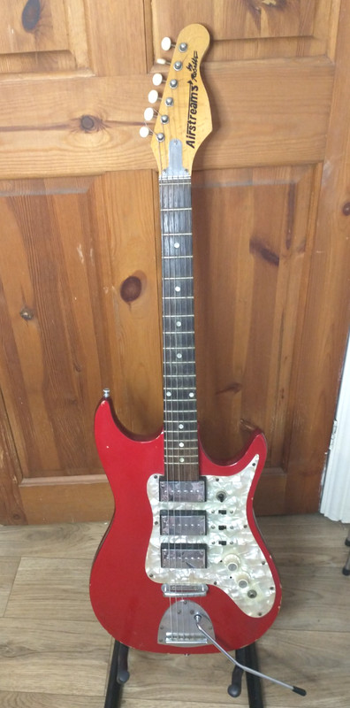 Vintage Rosetti 1960’s Airstream 3-Electric Guitar-Working Electrics-USED