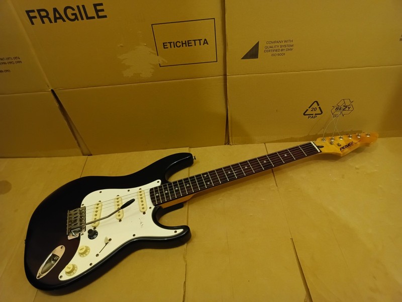 Vintage Peavey Raptor 1 Electric Guitar International SERVICED* + WARRANTY