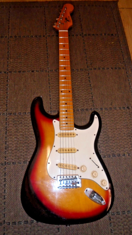 Vintage “falcon” Guitar
