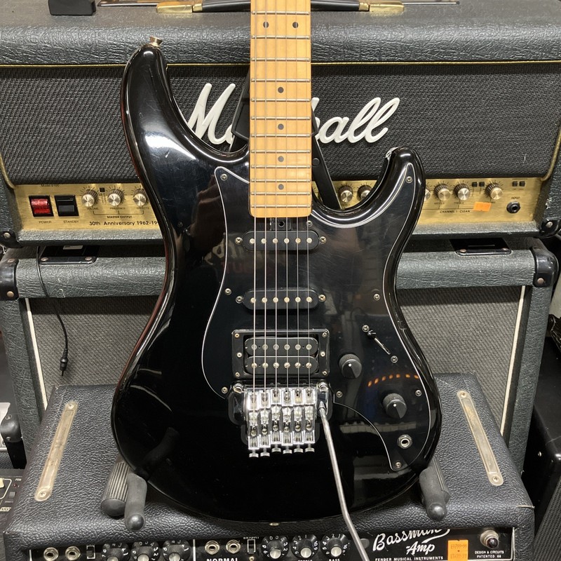 Yamaha SE312M Electric Guitar-Black