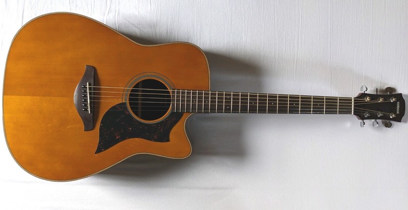 Yamaha A1R Electro-Acoustic Guitar – Very Good Condition – Minor Binding Scuff