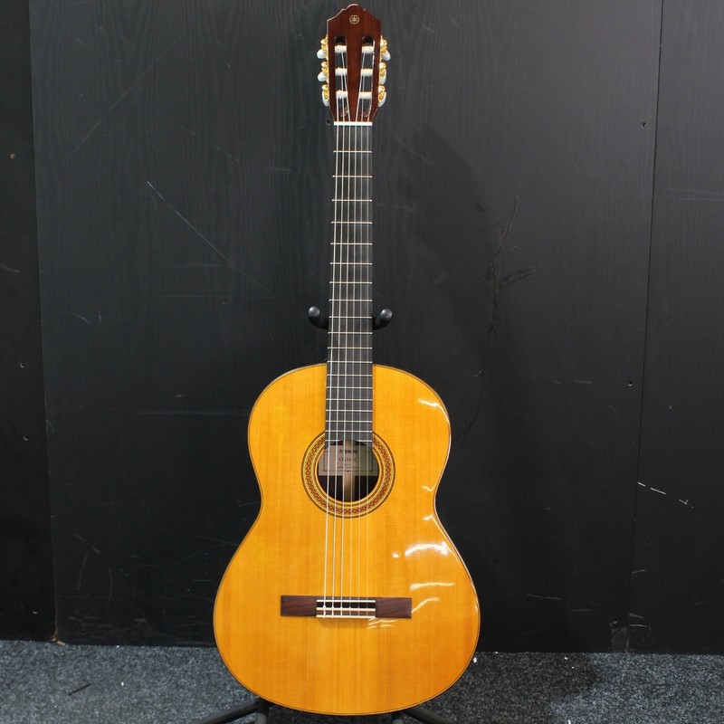 Yamaha CG182C Classical Acoustic Guitar, Natural Gloss-USED-RRP £519