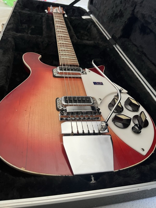 Rickenbacker 620 Fireglo 2005 With RARE Vibrato Arm