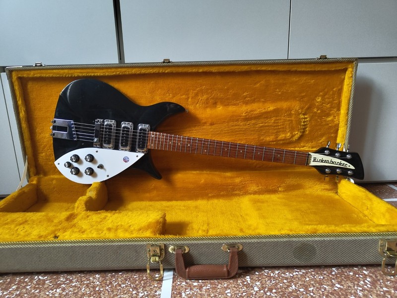 1986 Rickenbacker 350/V63 Jetglo Liverpool