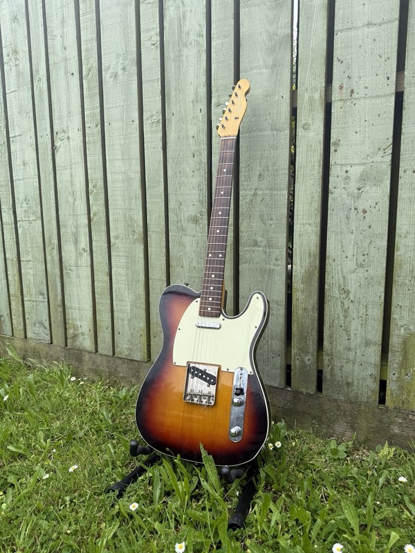Fender Telcaster Custom TL62 Sunburst Electric Guitar