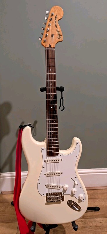 Squier-Classic Vibe ’70s Strat-Olympic White
