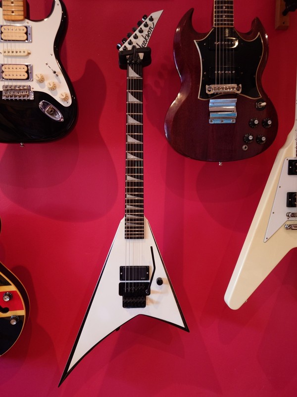 Jackson Randy Rhoads Pro Series RR24 Electric Guitar